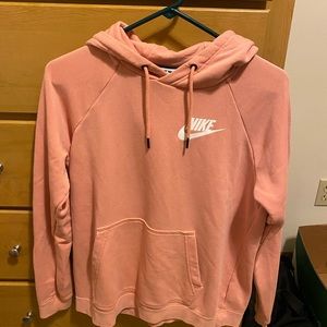 Woman’s Nike sweatshirt